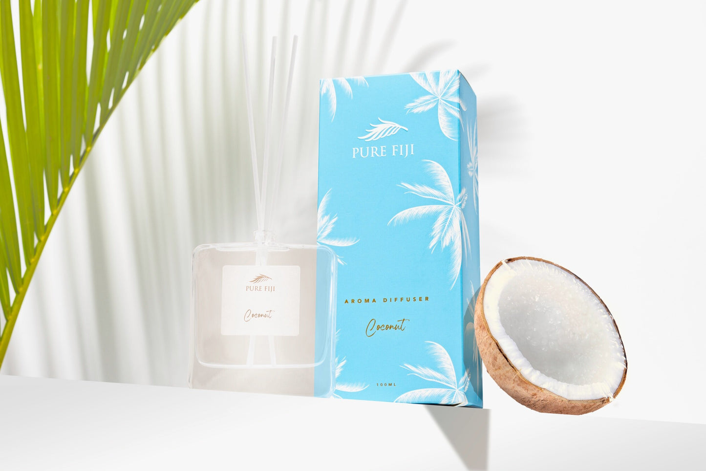 Palm collection aroma diffuser in guava